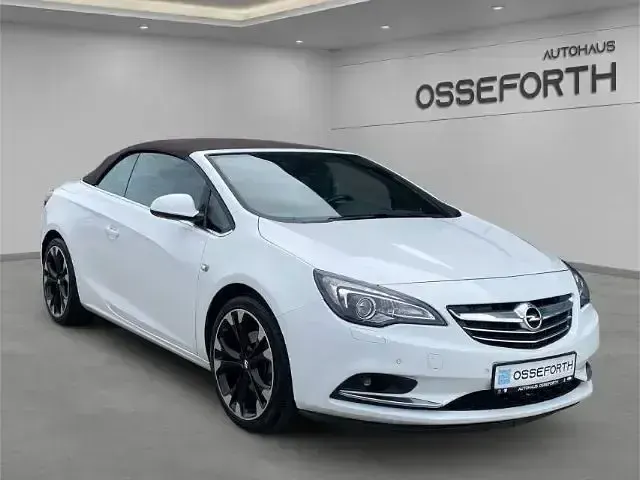 Gebraucht Opel Cascada Innovation 165 PS (121 kW) 2014 Weiss Cabrio