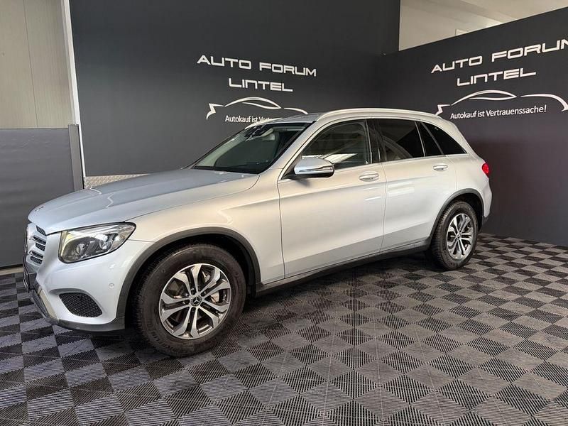 Gebraucht Mercedes GLC250 AMG 211 PS (155 kW) 2017 Silber SUV