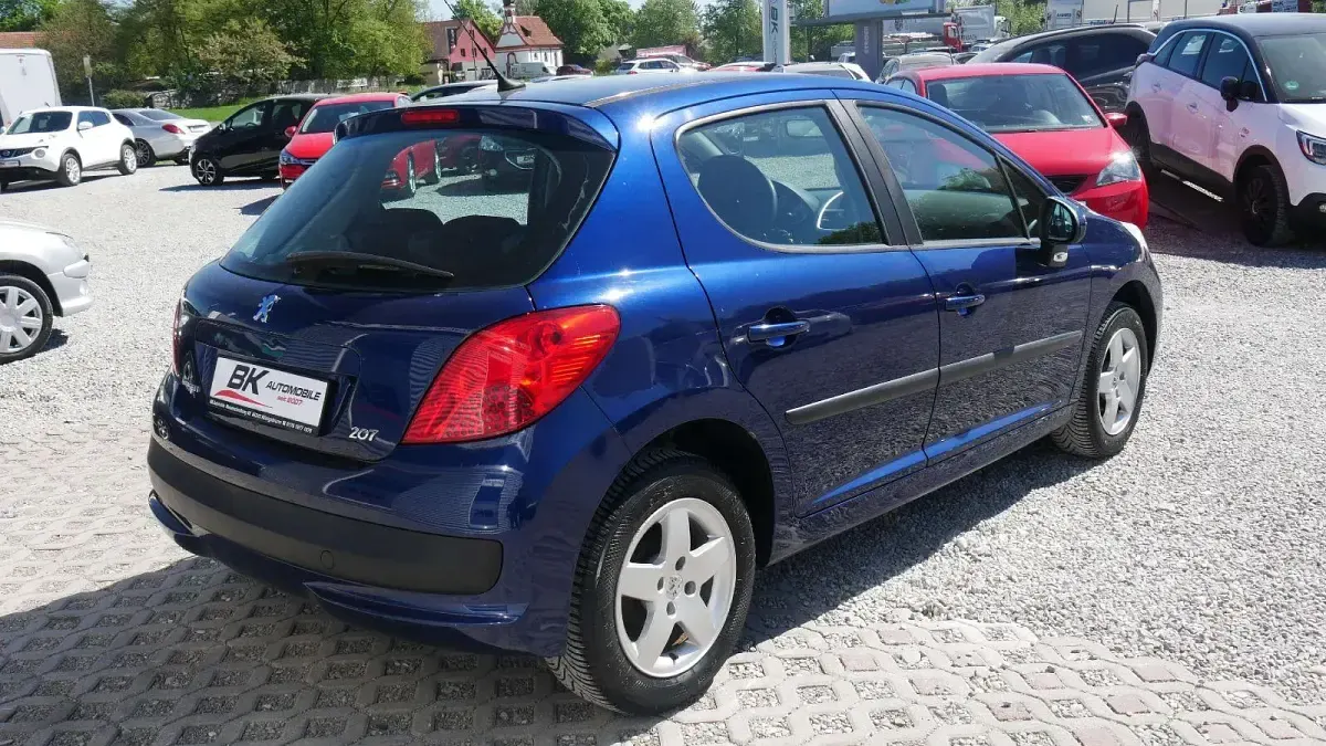 Usata Peugeot 207 95 CV (69 kW) 2009 Blu Utilitaria