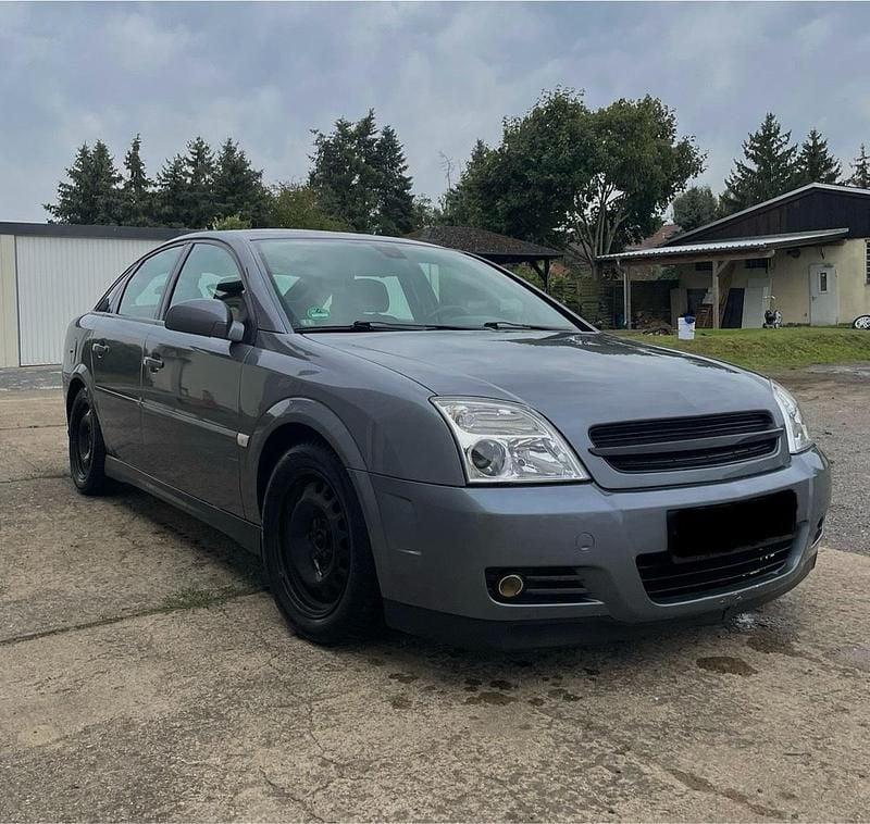 Grau Gebraucht 2002 Opel Vectra Limousine | 600 € (Superpreis) - Bild 1/4