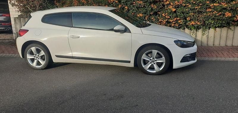 Gebraucht VW Scirocco 200 PS (147 kW) 2009 Weiß Coupé