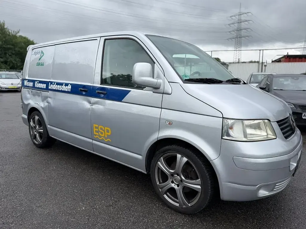 Gebraucht VW Transporter 102 PS (75 kW) 2009 Silber Van