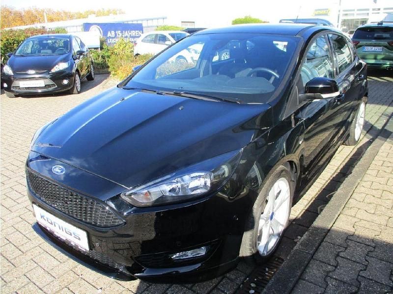 Usata Ford Focus 150 CV (110 kW) 2017 Nero Berlina