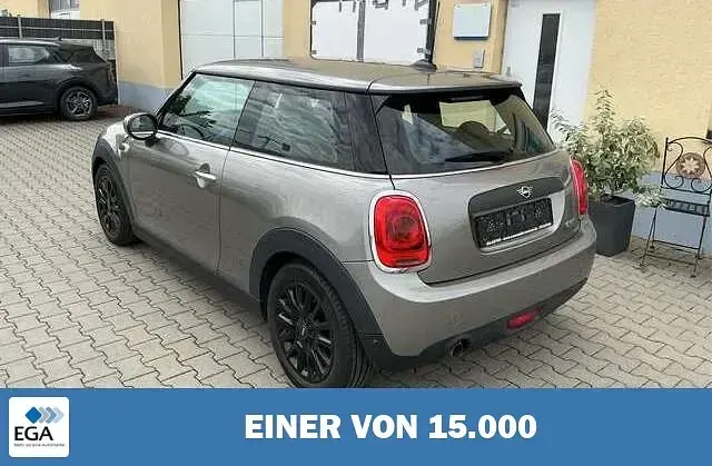Gebraucht Mini ONE 102 PS (75 kW) 2020 Silber metallic Kleinwagen