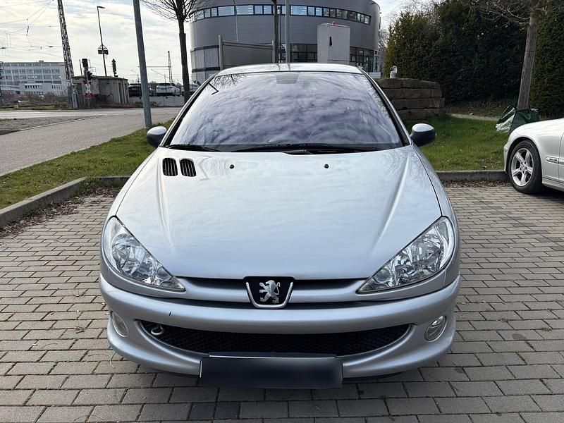 Gebraucht Peugeot 206 88 PS (64 kW) 2004 Silber Kleinwagen