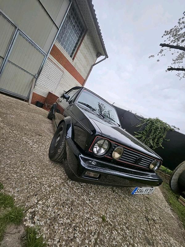 Blau Gebraucht 2025 VW Golf Cabrio | 10.999 € - Bild 1/4