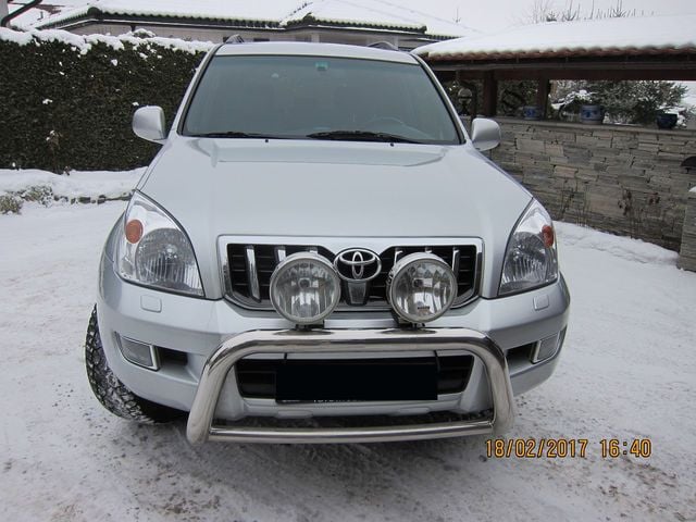 Gebraucht Toyota Land Cruiser Executive 173 PS (127 kW) 2007 Silber metallic SUV
