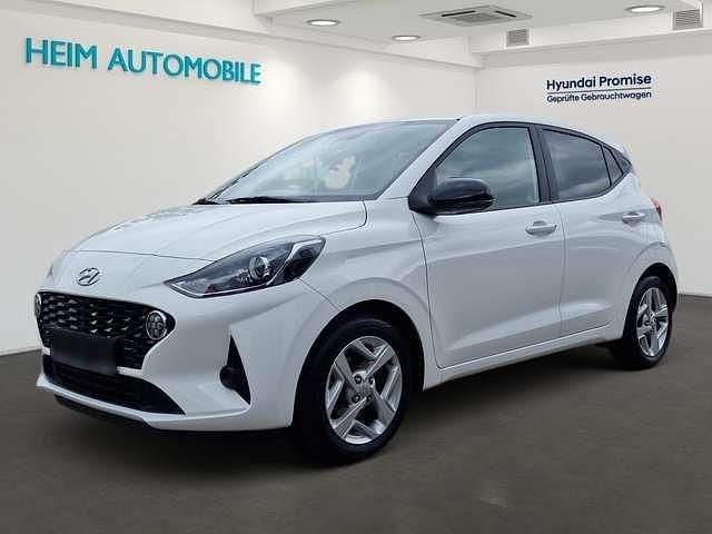 Atlas white Gebraucht 2023 Hyundai i10 GO! Kleinwagen | 14.450 € (Fairer Preis) - Bild 1/4