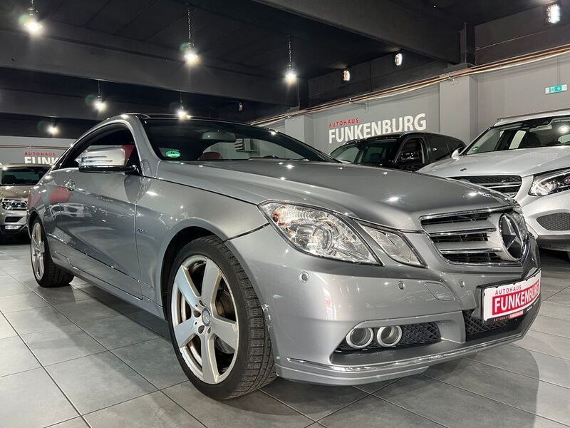 Grau Gebraucht 2010 Mercedes E350 Avantgarde Coupé | 12.480 € (Fairer Preis) - Bild 1/4