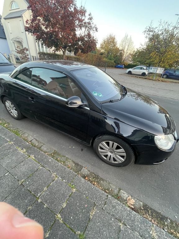 Schwarz Gebraucht 2007 VW Eos Cabrio | 5.700 € (Guter Preis) - Bild 1/4