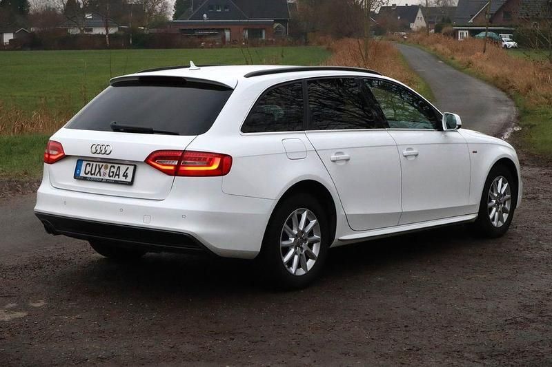 Gebraucht Audi A4 S-Line 150 PS (110 kW) 2014 Weiß Kombi