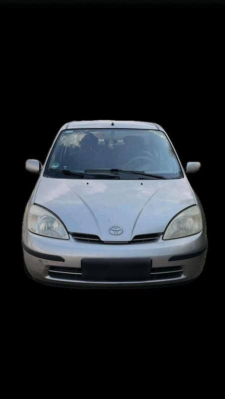 Gebraucht Toyota Prius 75 PS (55 kW) 2001 Silber Limousine