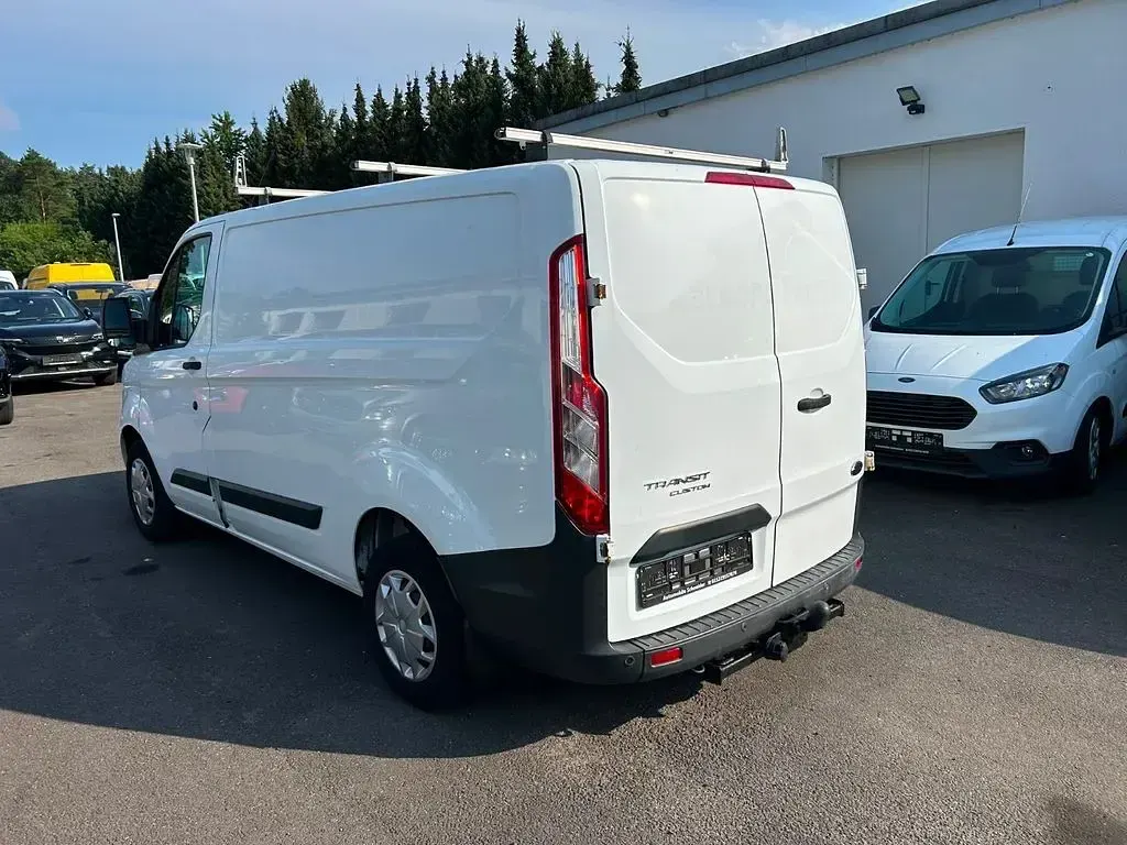 Gebraucht Ford Transit Custom Trend 131 PS (96 kW) 2017 Weiß Van