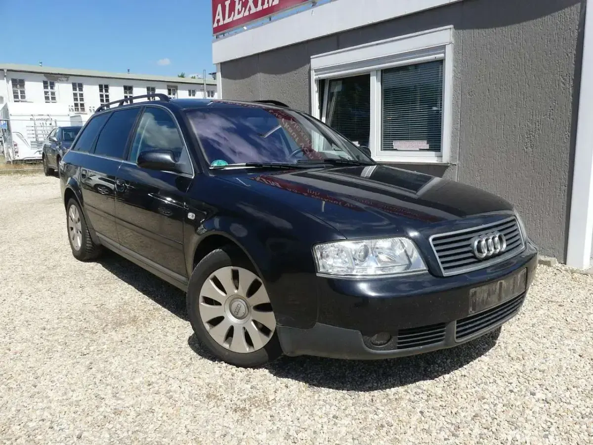 Gebraucht Audi A6 131 PS (96 kW) 2002 Schwarz Kombi