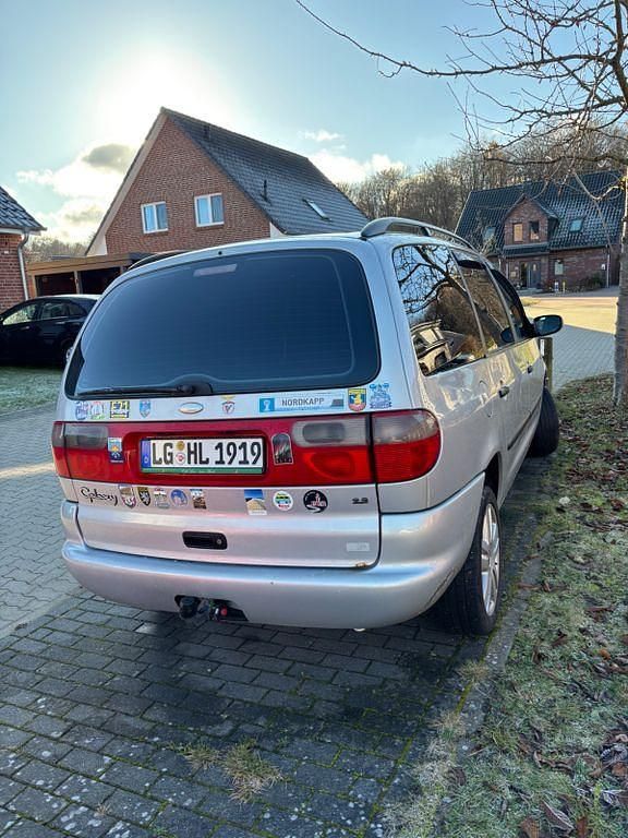 Gebraucht Ford Galaxy Trend 145 PS (106 kW) 1999 Silber Van / Kleinbus