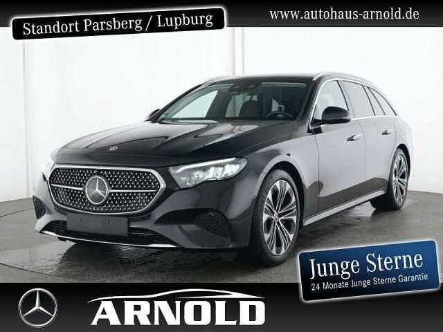 Schwarz (obsidianschwarz) Gebraucht 2024 Mercedes E300 Avantgarde Kombi | 44.880 € (Guter Preis) - Bild 1/4