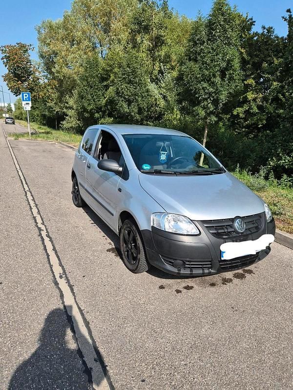 Silber Gebraucht 2006 VW Fox Kleinwagen | 2.649 € (Fairer Preis) - Bild 1/4