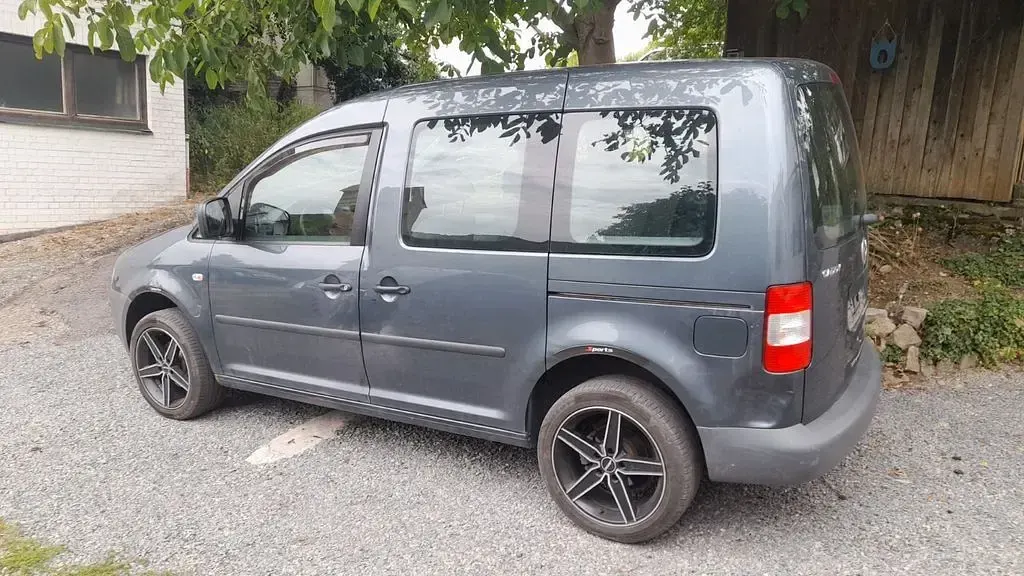 Gebraucht VW Caddy Life 80 PS (58 kW) 2009 Grau Van / Kleinbus