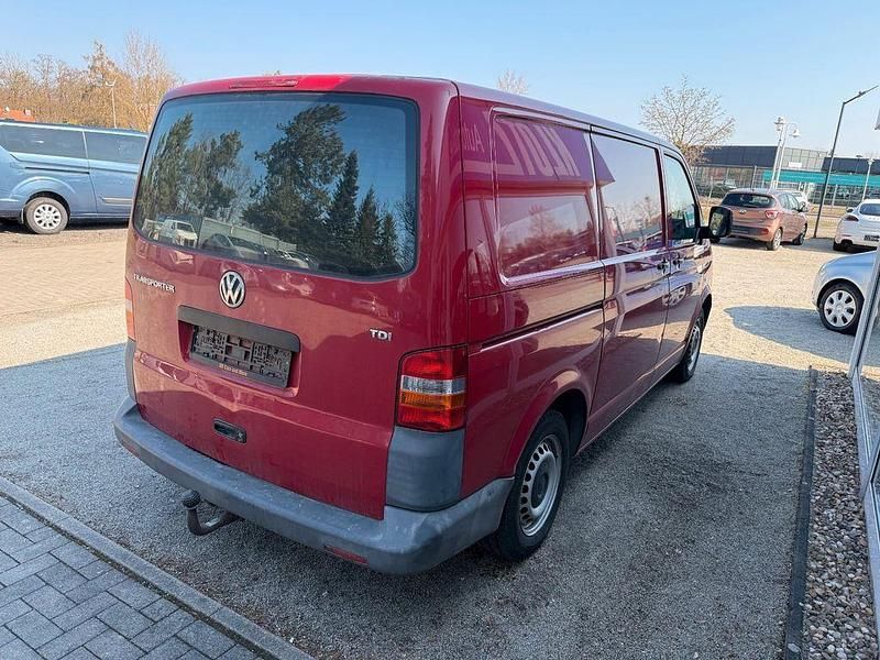 Gebraucht VW Transporter 102 PS (75 kW) 2010 Paprikarot Van