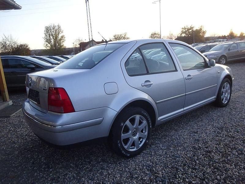 Gebraucht VW Bora Pacific 116 PS (85 kW) 2005 Grau Limousine