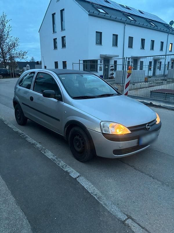 Gebraucht Opel Corsa 58 PS (42 kW) 2001 Silber Kleinwagen