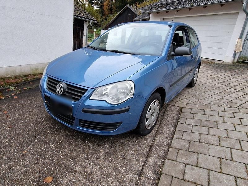 Blau Gebraucht 2006 VW Polo Kleinwagen | 500 € (Superpreis) - Bild 1/4