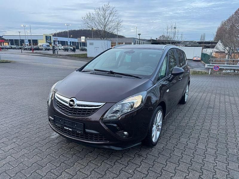 Braun Gebraucht 2015 Opel Zafira Tourer Style Van / Kleinbus | 7.790 € (Fairer Preis) - Bild 1/4