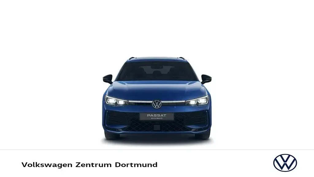 Gebraucht VW Passat R-line 272 PS (200 kW) 2025 Blau Kombi