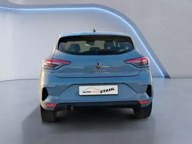 Gebraucht Renault Clio V Evolution 91 PS (66 kW) 2025 Silber Limousine