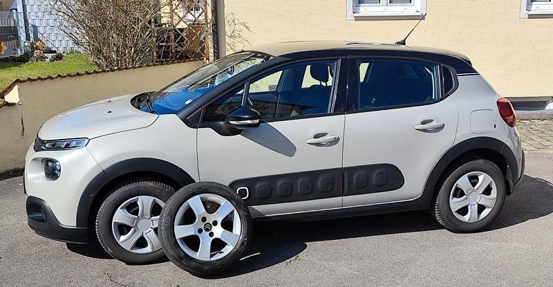 Gebraucht Citroën C3 PureTech 110 PS (80 kW) 2018 Grau Kleinwagen