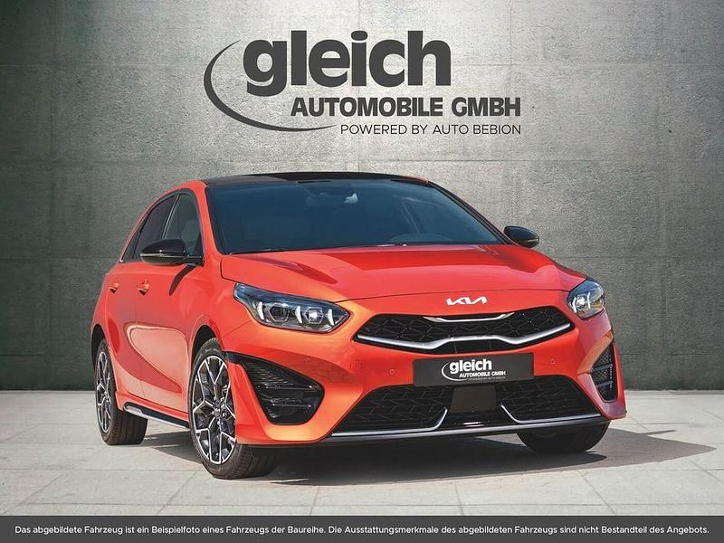 Neu Kia Ceed 99 PS (72 kW) 2026 Carrara weiss Kleinwagen