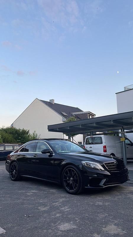 Schwarz Gebraucht 2016 Mercedes S350 AMG Limousine | 28.800 € - Bild 1/4