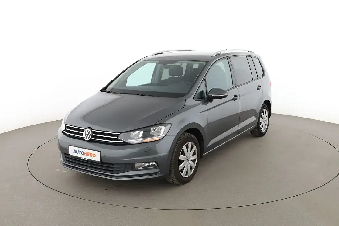 Gebraucht VW Touran Comfortline 150 PS (110 kW) 2016 Van / Kleinbus