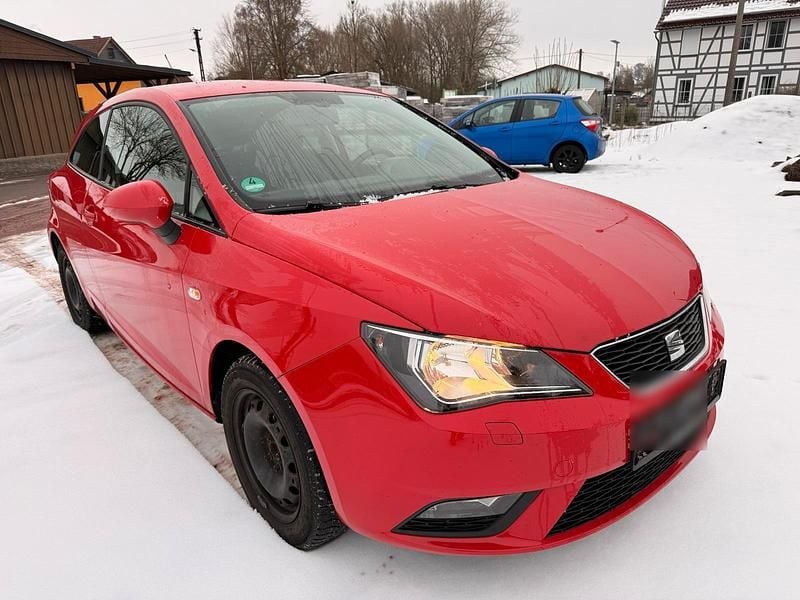 Rot Gebraucht 2015 Seat Ibiza Limousine | 3.500 € (Superpreis) - Bild 1/4