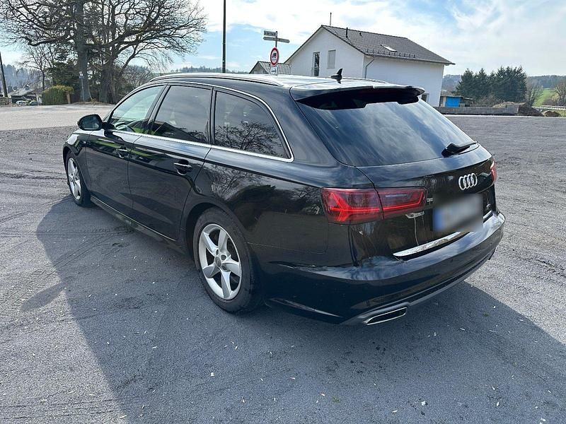 Gebraucht Audi A6 Sport 272 PS (200 kW) 2015 Schwarz Kombi