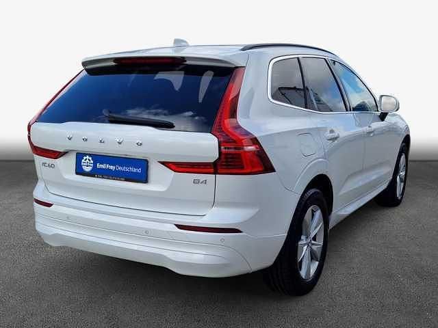 Gebraucht Volvo XC60 Core 197 PS (144 kW) 2023 SUV
