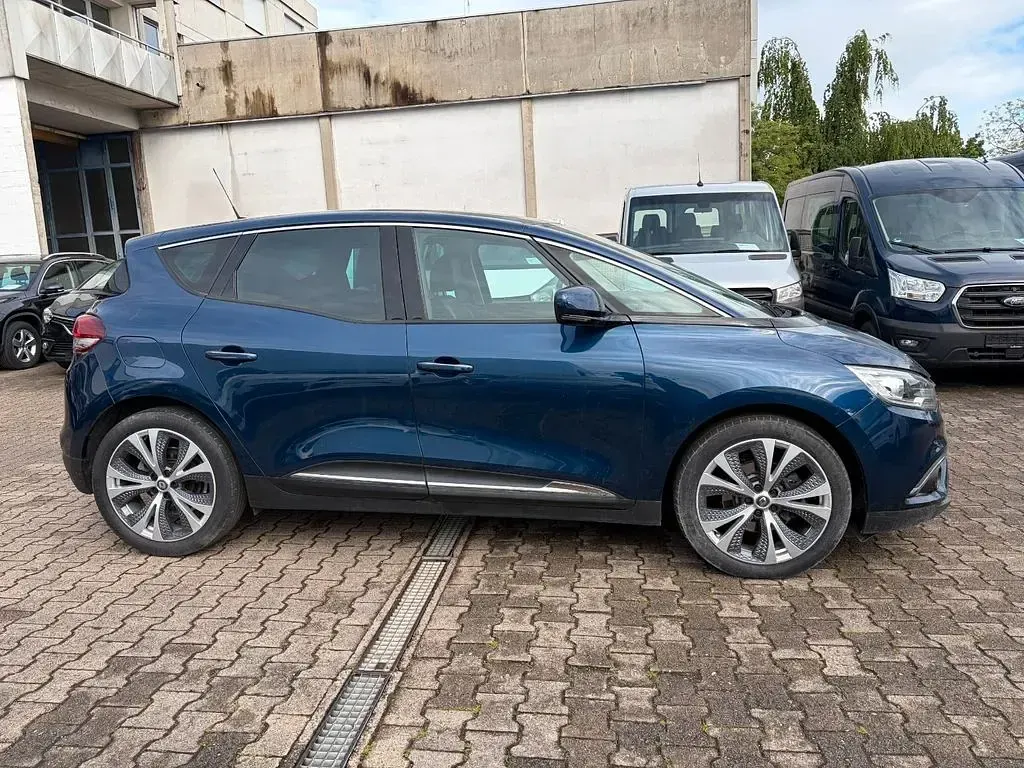 Gebraucht Renault Scénic III Intens 132 PS (97 kW) 2017 Blau Van / Kleinbus