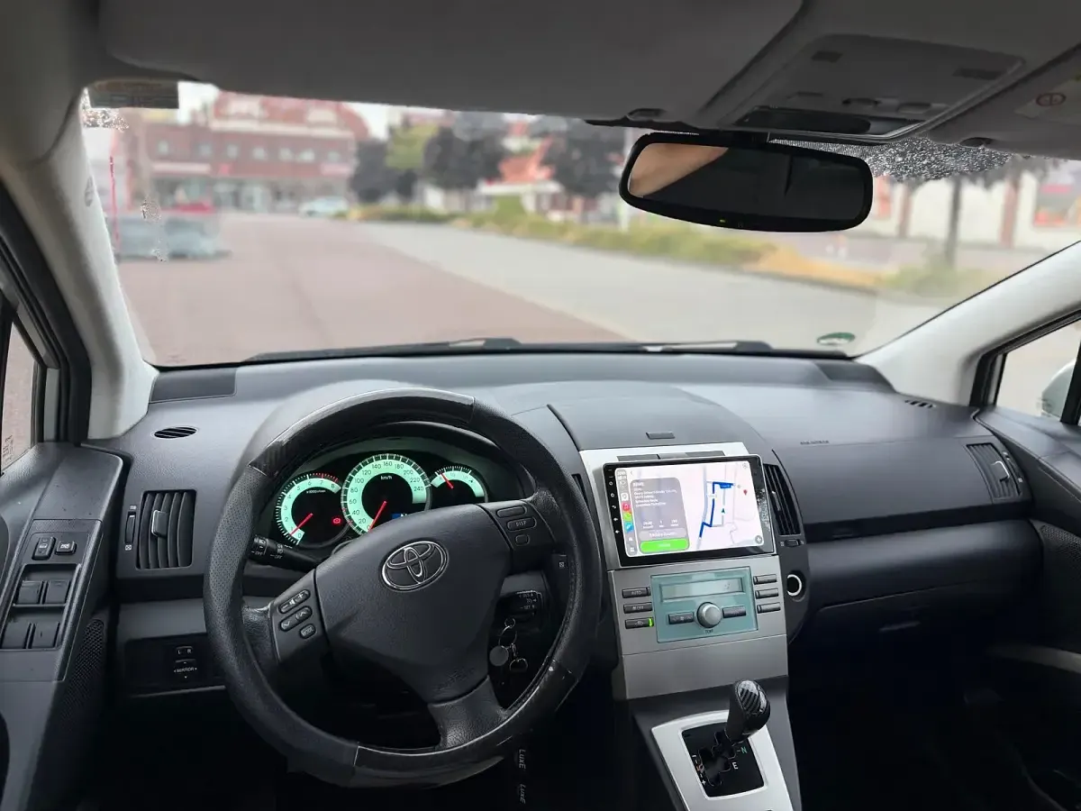 Gebraucht Toyota Corolla Verso 125 PS (91 kW) 2006 Silber Van / Kleinbus