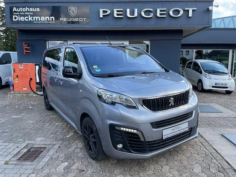 Gebraucht Peugeot Traveller Active 177 PS (130 kW) 2022 Grau Van / Kleinbus