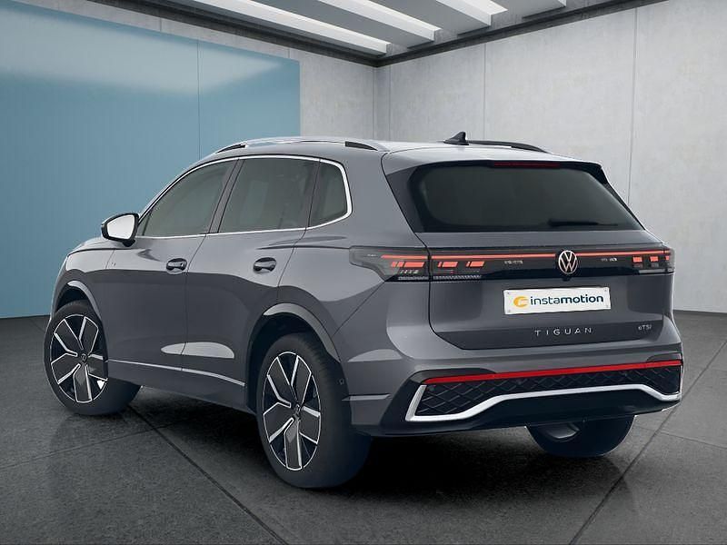 Neu VW Tiguan 150 PS (110 kW) 2026 Grau SUV