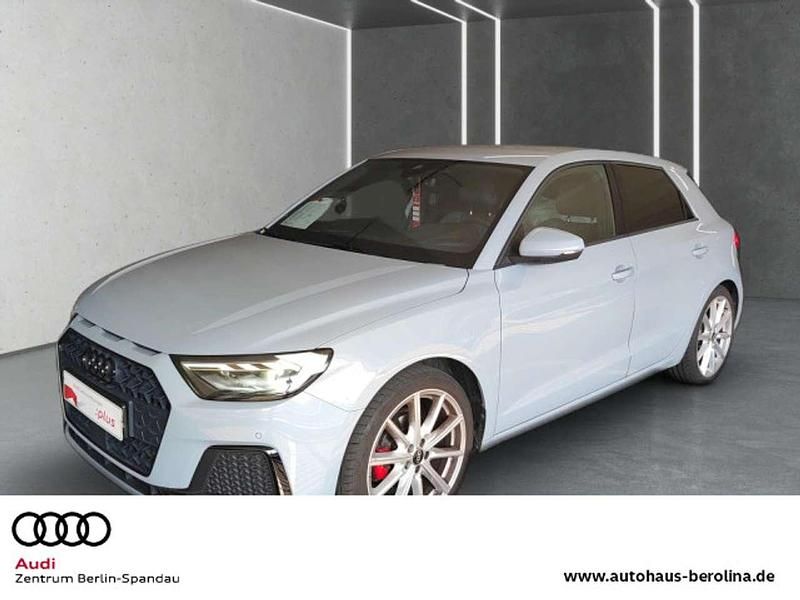 Pfeilgrau perleffekt Gebraucht 2022 Audi A1 Kleinwagen | 20.970 € (Fairer Preis) - Bild 1/4
