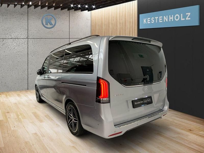 Gebraucht Mercedes V250 Avantgarde 190 PS (139 kW) 2024 Hightechsilber metallic Van / Kleinbus
