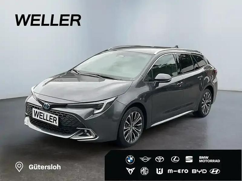 Marlingrau metallic Neu 2025 Toyota Corolla Kombi | 36.780 € (Etwas zu teuer) - Bild 1/3