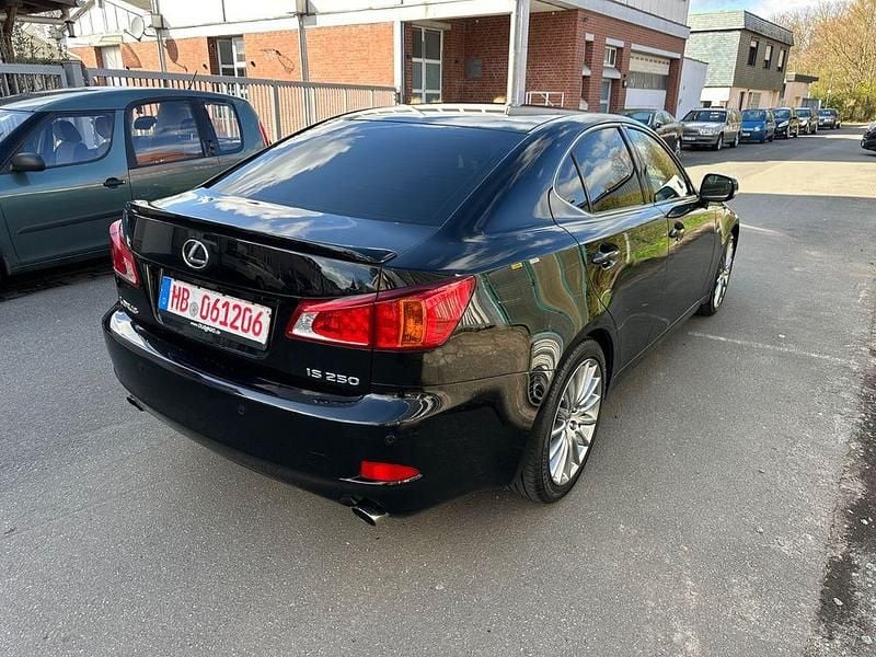 Gebraucht Lexus IS250 208 PS (152 kW) 2010 Schwarz Limousine