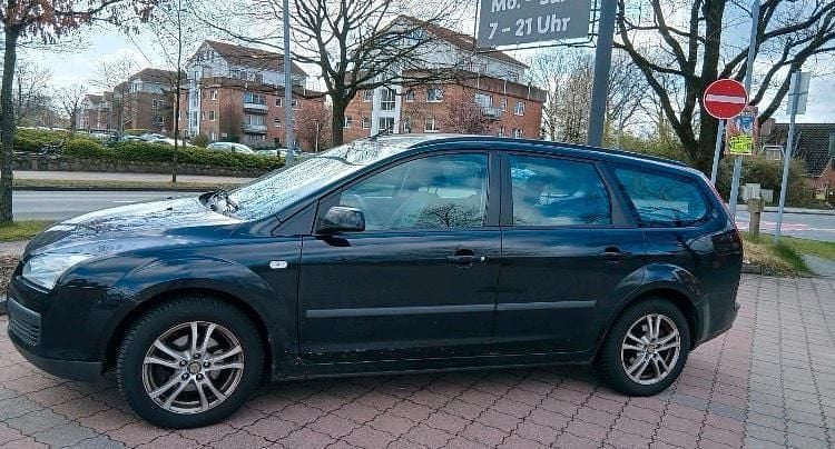 Second-hand Ford Focus 100 CP (73 kW) 2007 Negru Break