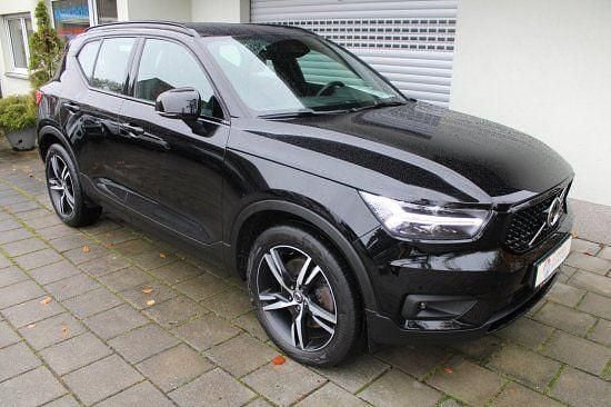 Gebraucht Volvo XC40 R-Design 261 PS (191 kW) 2020 Onyxblack (metallic) SUV