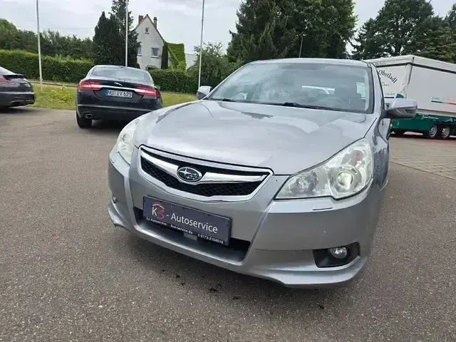 Gebraucht Subaru Legacy Active 225 PS (165 kW) 2012 Silber Kombi