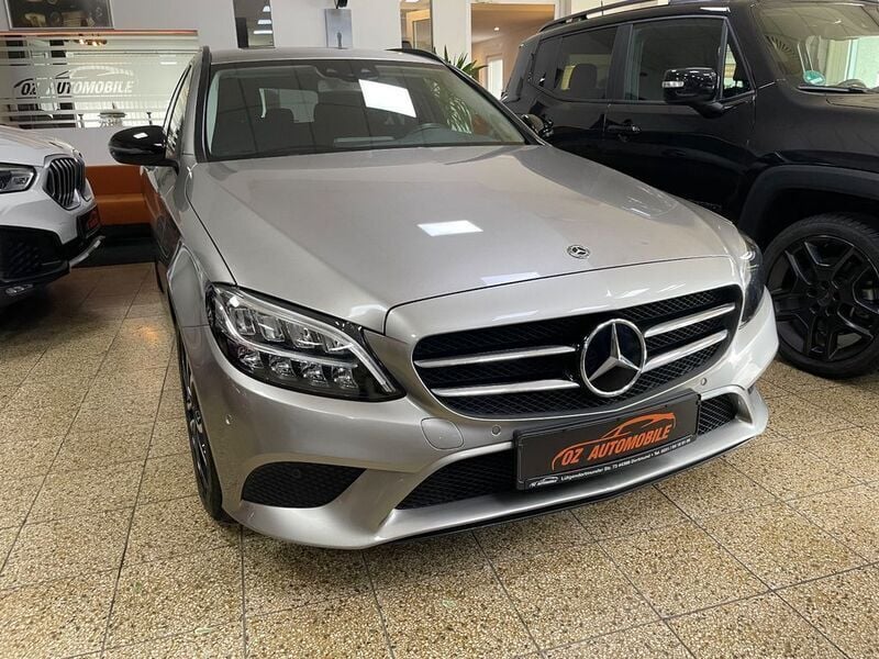 Mojavesilber metalliclack Gebraucht 2018 Mercedes C200 Kombi | 22.950 € (Guter Preis) - Bild 1/4