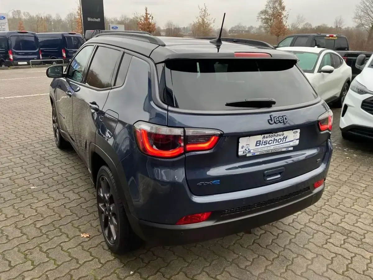 Gebraucht Jeep Compass 241 PS (177 kW) 2020 Blue shade metallic/ dach glos (metallic) SUV
