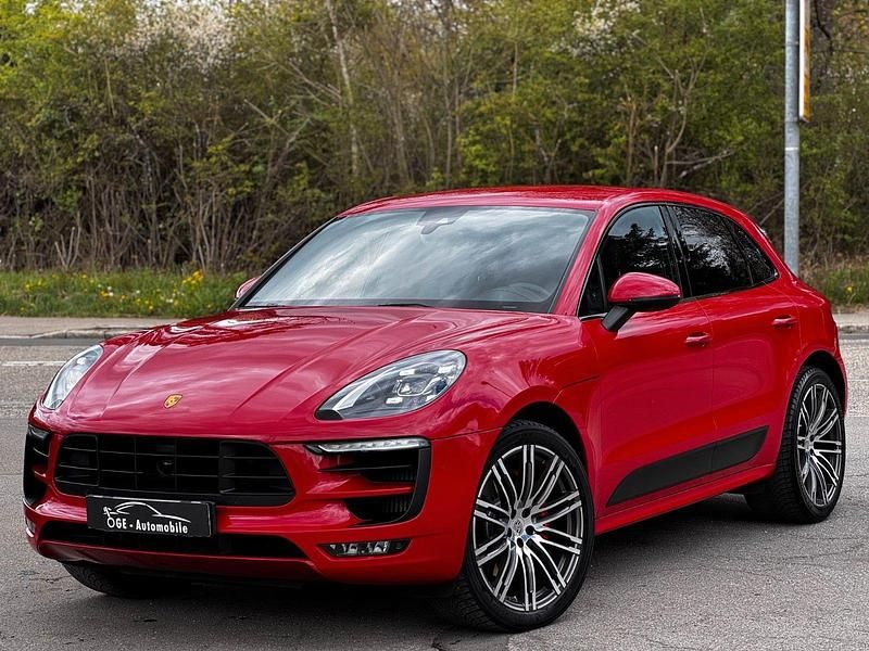 Rot Gebraucht 2016 Porsche Macan SUV | 37.450 € (Superpreis) - Bild 1/4